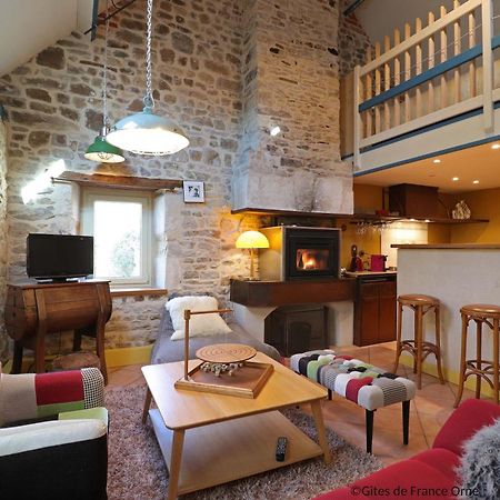 La Cage Aux Oiseaux Bed & Breakfast La Lande-de-Goult ภายนอก รูปภาพ